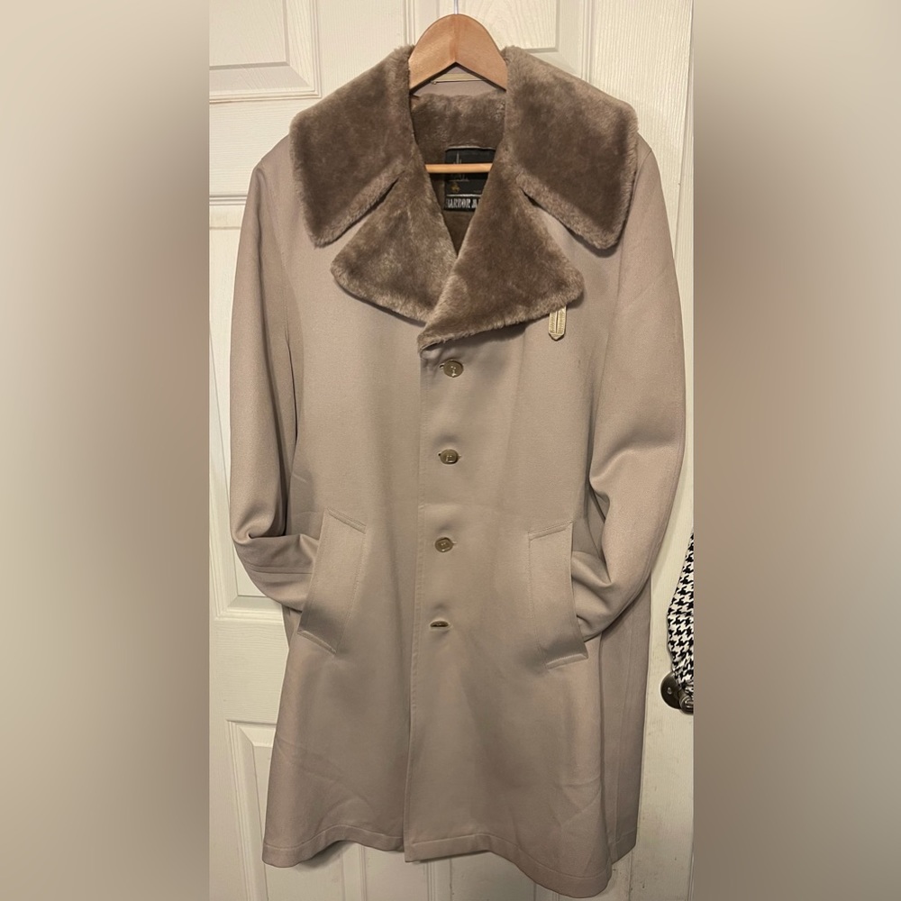 Vintage London Fog Mens Beige Sherpa Lined Overcoat size 40L